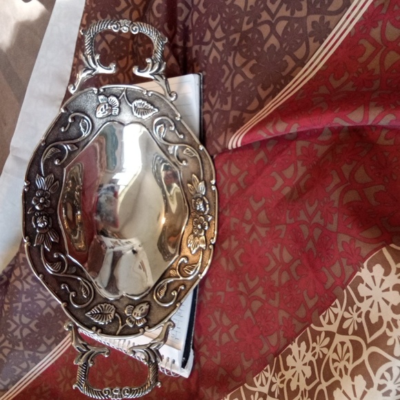 #757 Footed Bowl - Picture 4 of 4